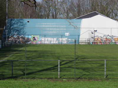 829269 Gezicht op de sporthal van de tafeltennisvereniging SVE op het sportpark Loevenhoutsedijk (Loevenhoutsedijk 2) ...